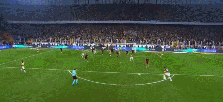 此后人数处, 费内巴切狂, 离队后首秀 此后人数处, 费内巴切狂, 离队后首秀