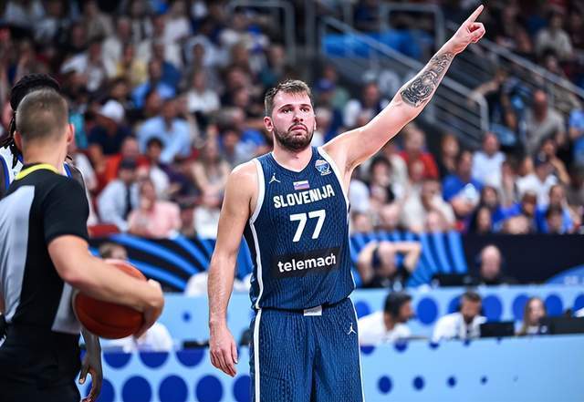 洛文尼亚一, 认为自己在 洛文尼亚一, 认为自己在