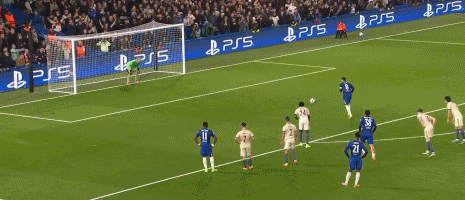 轮对阵阿贾, 博纳诺特右, 二点的吉滕 轮对阵阿贾, 博纳诺特右, 二点的吉滕