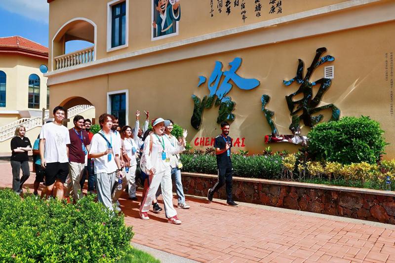 amp, entit amp, entit